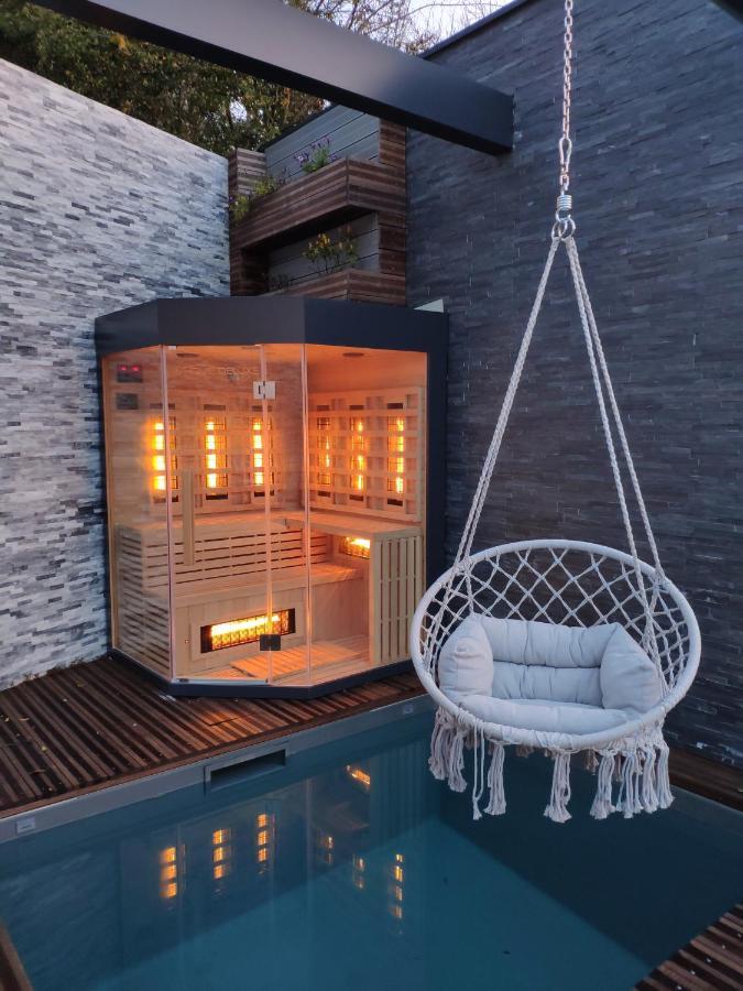 Piscine Chauffee Et Spa Jacuzzi Privatif Terrasse Sans Vis A Vis ,,,Sky House Agen,,, Экстерьер фото